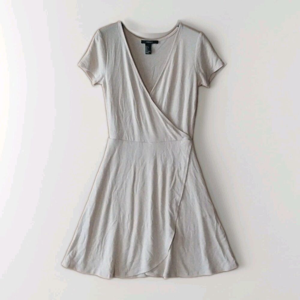 FOREVER 21 Womens Small Cream Wrap Dress A Line Cap Sleeve V Neck Fitted Beach